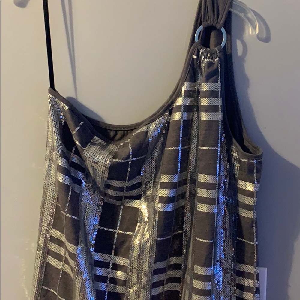 2xl One shoulder sequin top